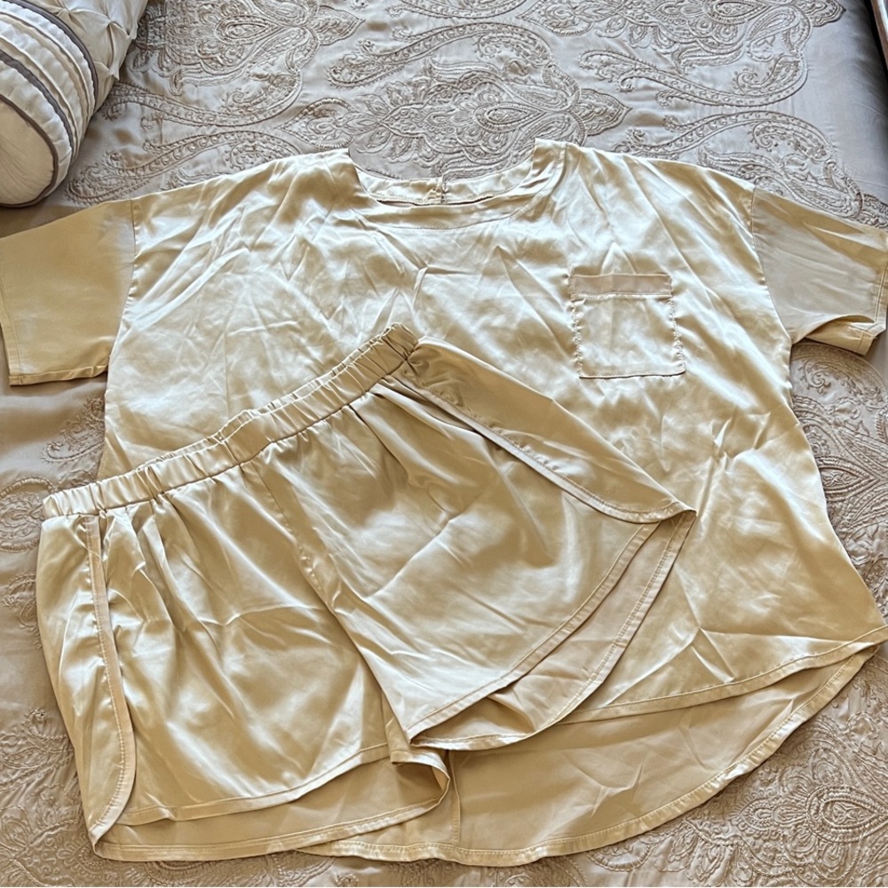 Gold  Short Sleeve Top and Shorts Sleep Set